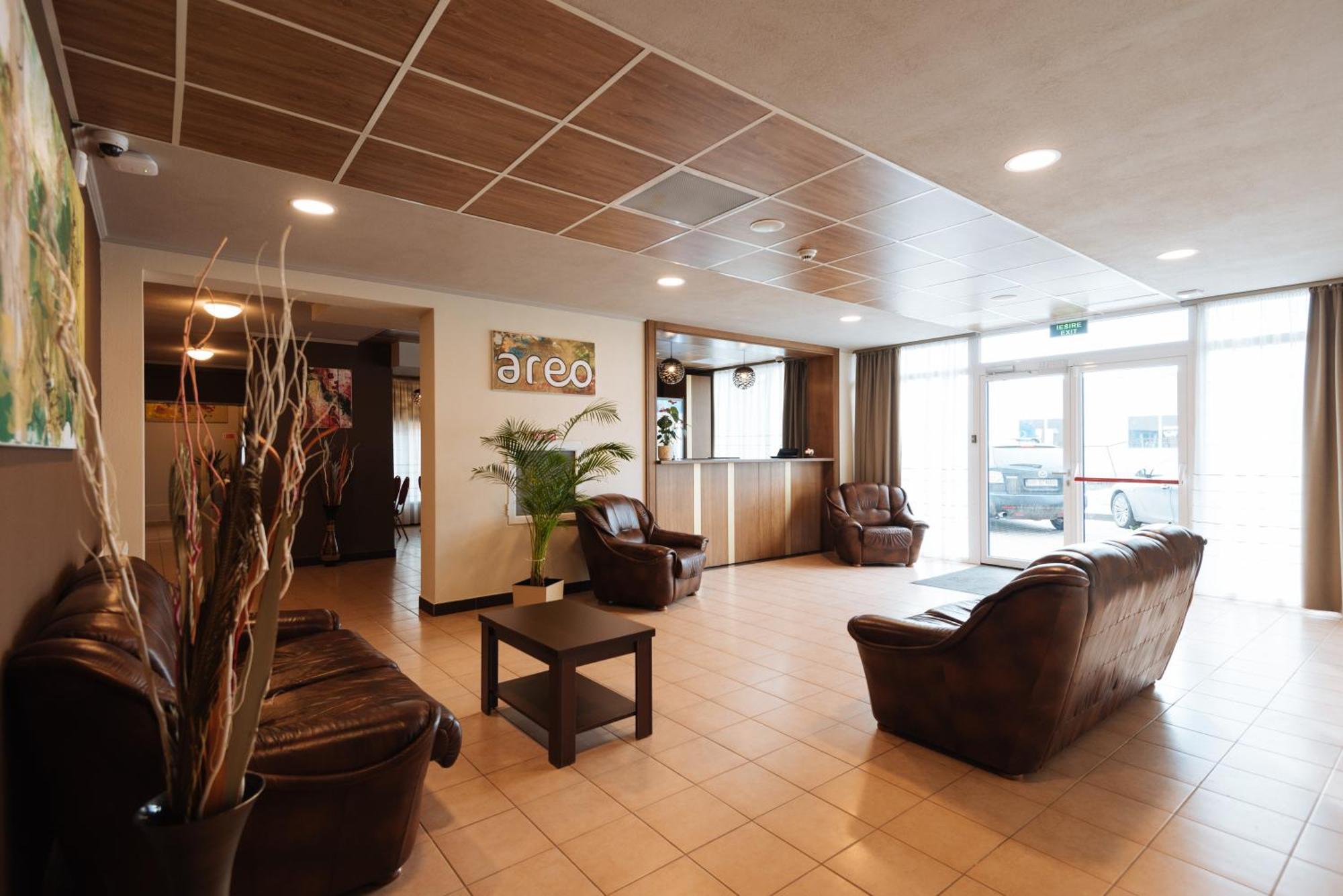 Areo Hotel & Restaurant Bradesti Bagian luar foto